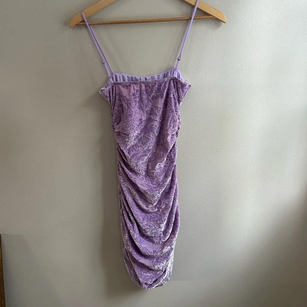 Windsor Lavender Floral Ruched Dress, Small - Picture 4 of 4